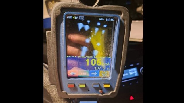 Pędził 106 km/h w zabudowanym. 3 tys. mandatu i 13 punktów za recydywę kierowcy