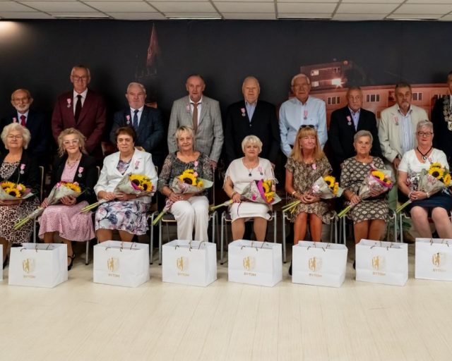 Bytomianie świętowali Złote Gody. 41 par odebrało Medale za Długoletnie Pożycie Małżeńskie