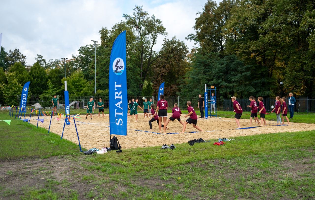 BO Bytom: Nowa siłownia w plenerze i boiska do siatkówki plażowej już otwarte