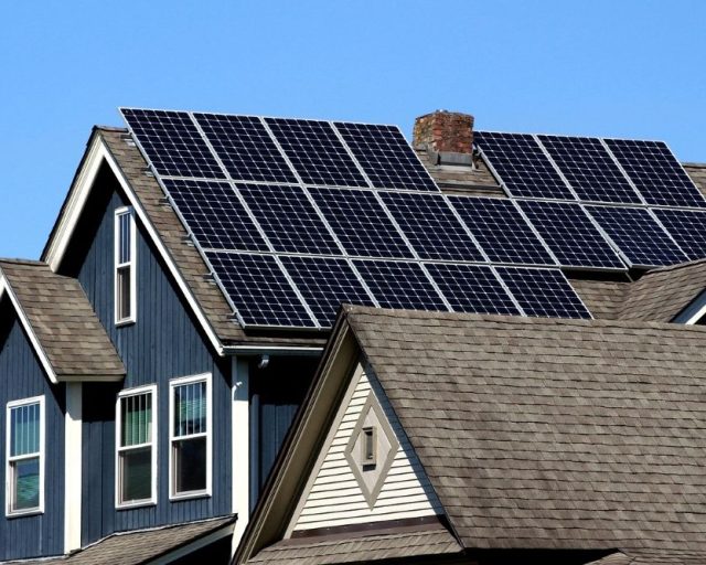 Moduły fotowoltaiczne nowej generacji? Co oferują najnowsze technologie?