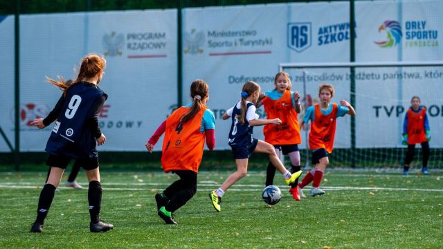 Piłkarskie emocje w Bytomiu. Trwa wojewódzki finał turnieju „Z Orlika na Stadion”
