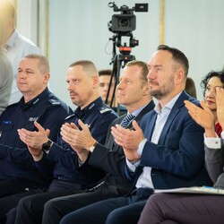 Ruszyła kampania „Dzieciństwo bez Przemocy” – policja włącza się w działania!