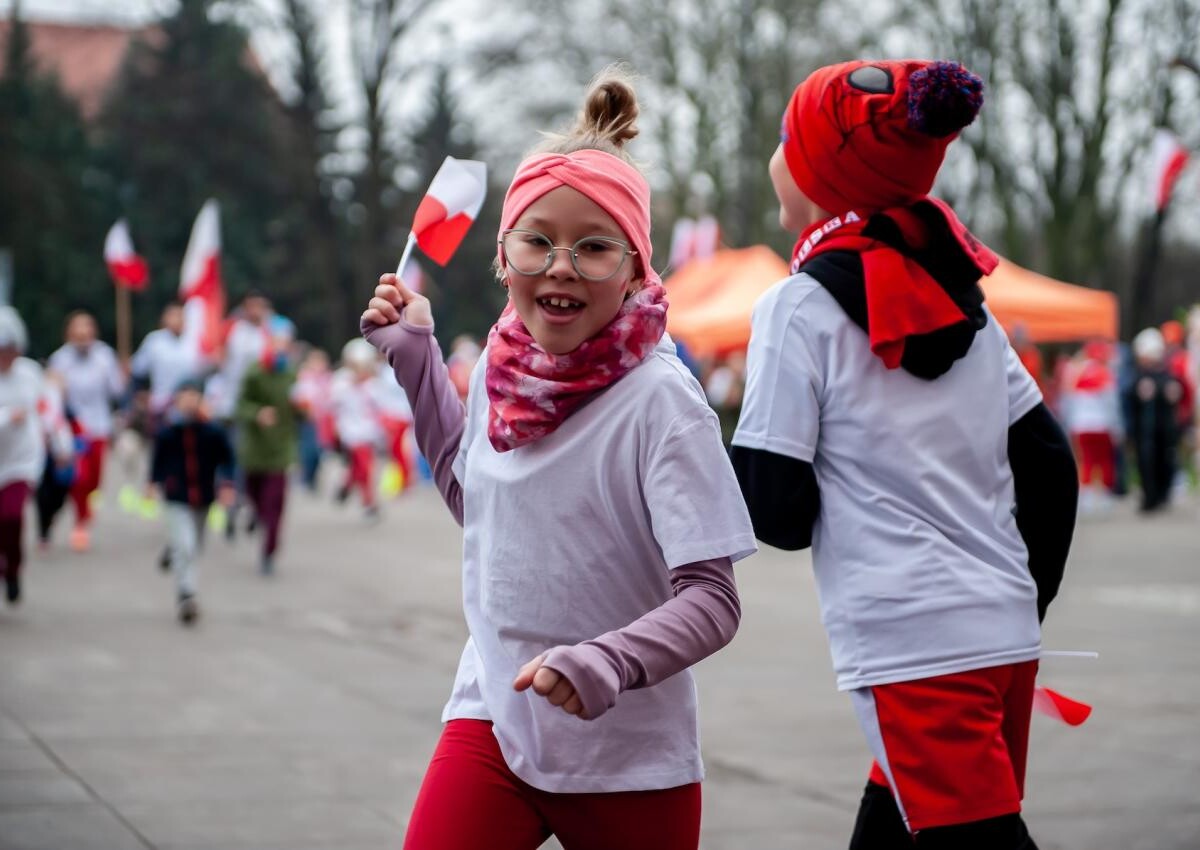 Biegacze uczcili Święto Niepodległości [ZDJĘCIA] / fot. UM Bytom / H. Klimek