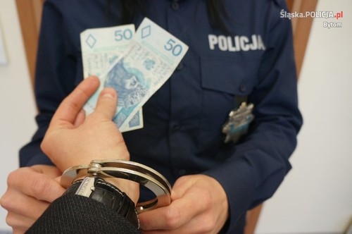Bytom: Myślał, że załatwi sprawę proponując łapówkę...