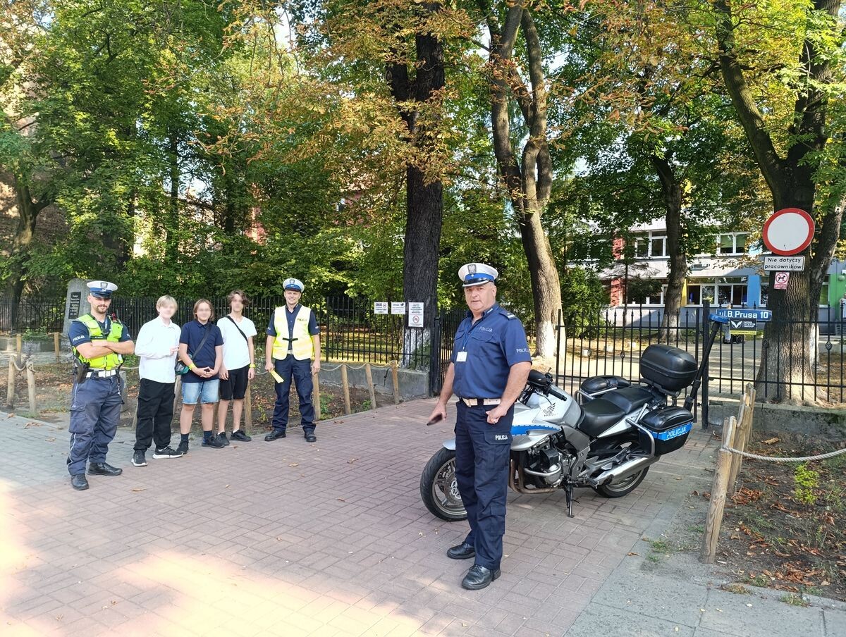 Akcja "Bezpieczna droga do szkoły" / fot. KMP Bytom