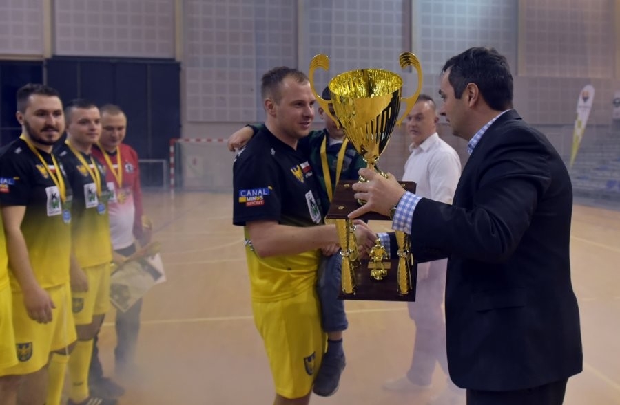 Górnicy zagrali dla Kingi
