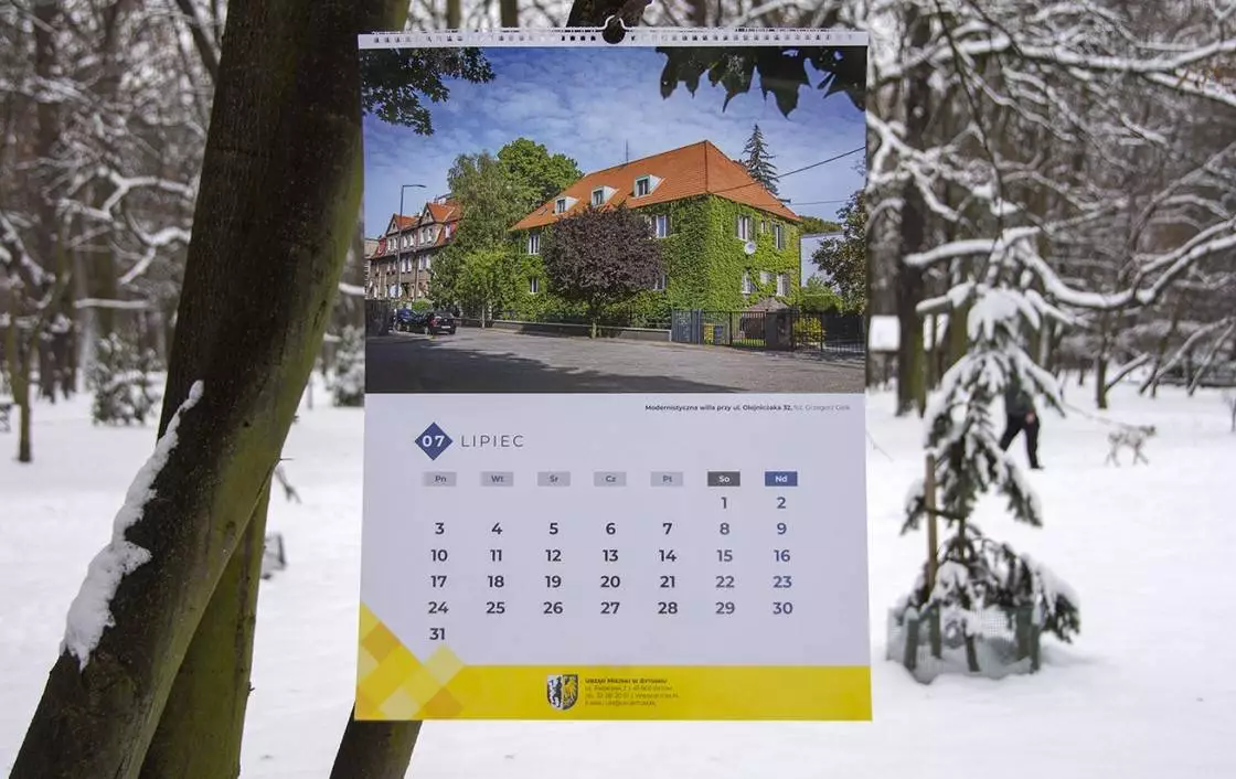 Kalendarze na 2023 już dostępne w Urzędzie Miasta Bytomia/fot. UM Bytom