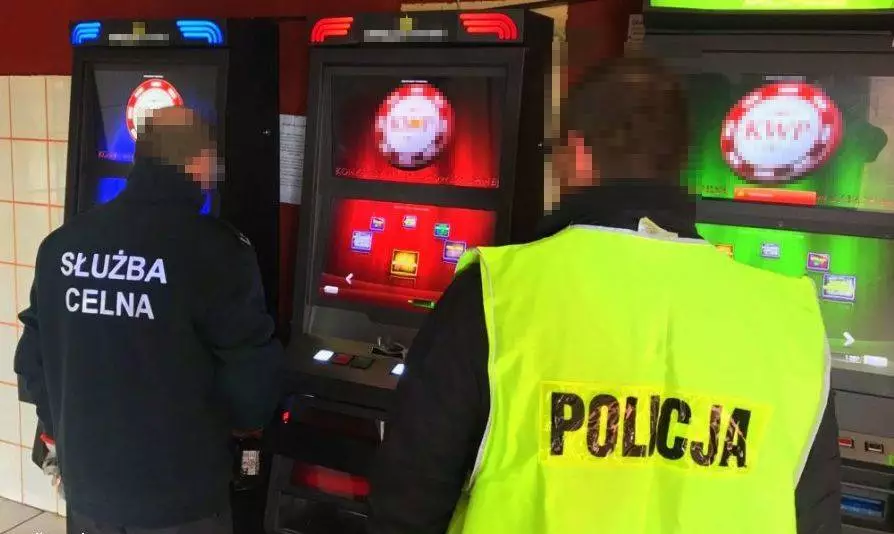 Nielegalny salon gier rozbity przez kryminalnych