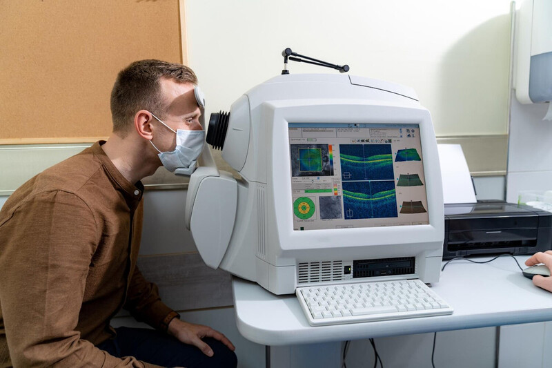 Perymetry komputerowe – jak wspomagają diagnostykę schorzeń pola widzenia?