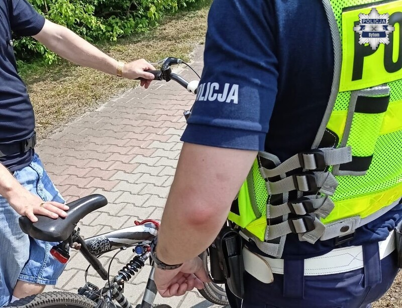 Pijany rowerzysta zatrzymany w Bytomiu. Wysokie mandaty nie odstraszają
