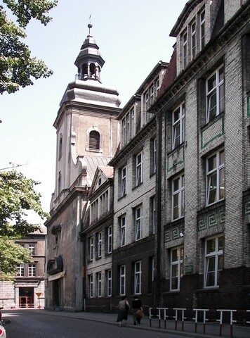 Plac Klasztorny 3