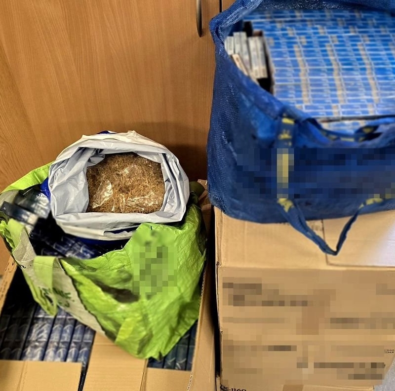 Policjanci przechwycili prawie 53 tysiące nielegalnych papierosów i krajankę tytoniu