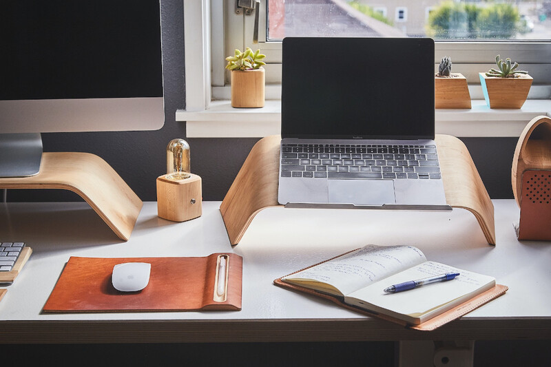 Praca zdalna – jak właściwie przygotować ergonomiczne miejsce pracy?