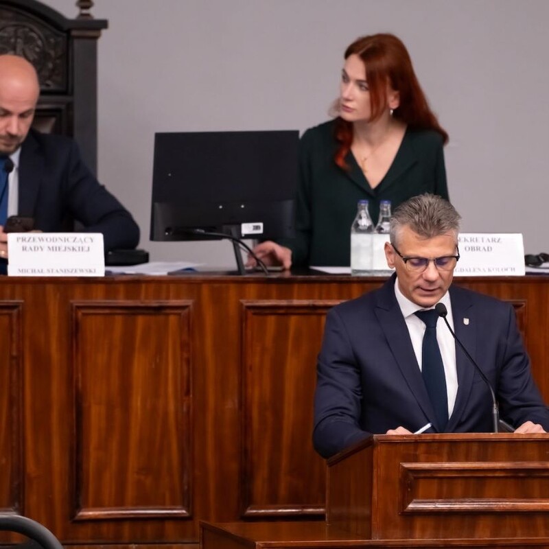 Prezydent Mariusz Wołosz uzyskał wotum zaufania oraz absolutorium za 2024 rok