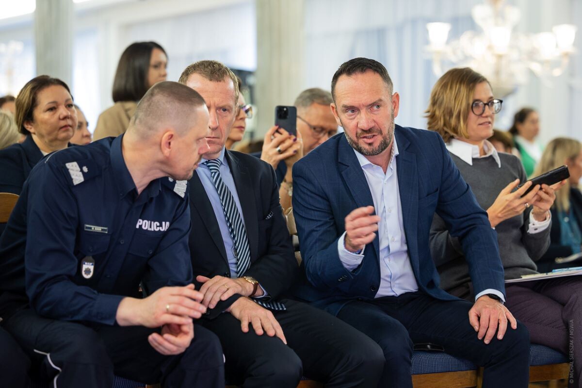 Ruszyła kampania „Dzieciństwo bez Przemocy” – policja włącza się w działania!