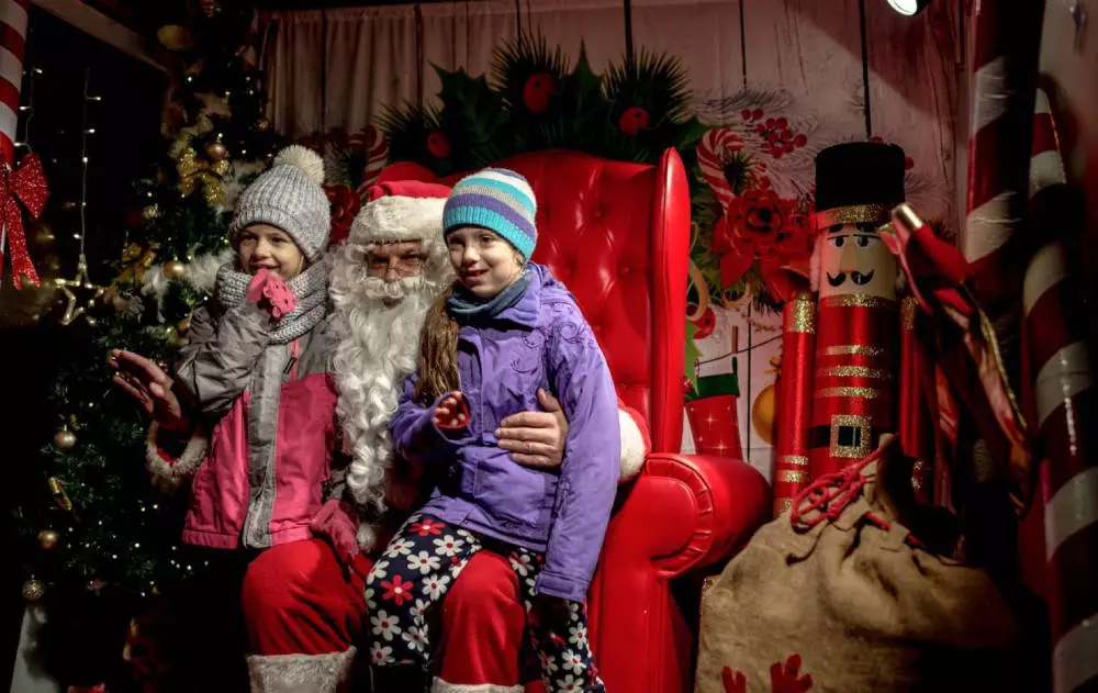 Świąteczna parada ze św. Mikołajem przeszła ulicami Bytomia/fot. UM Bytom