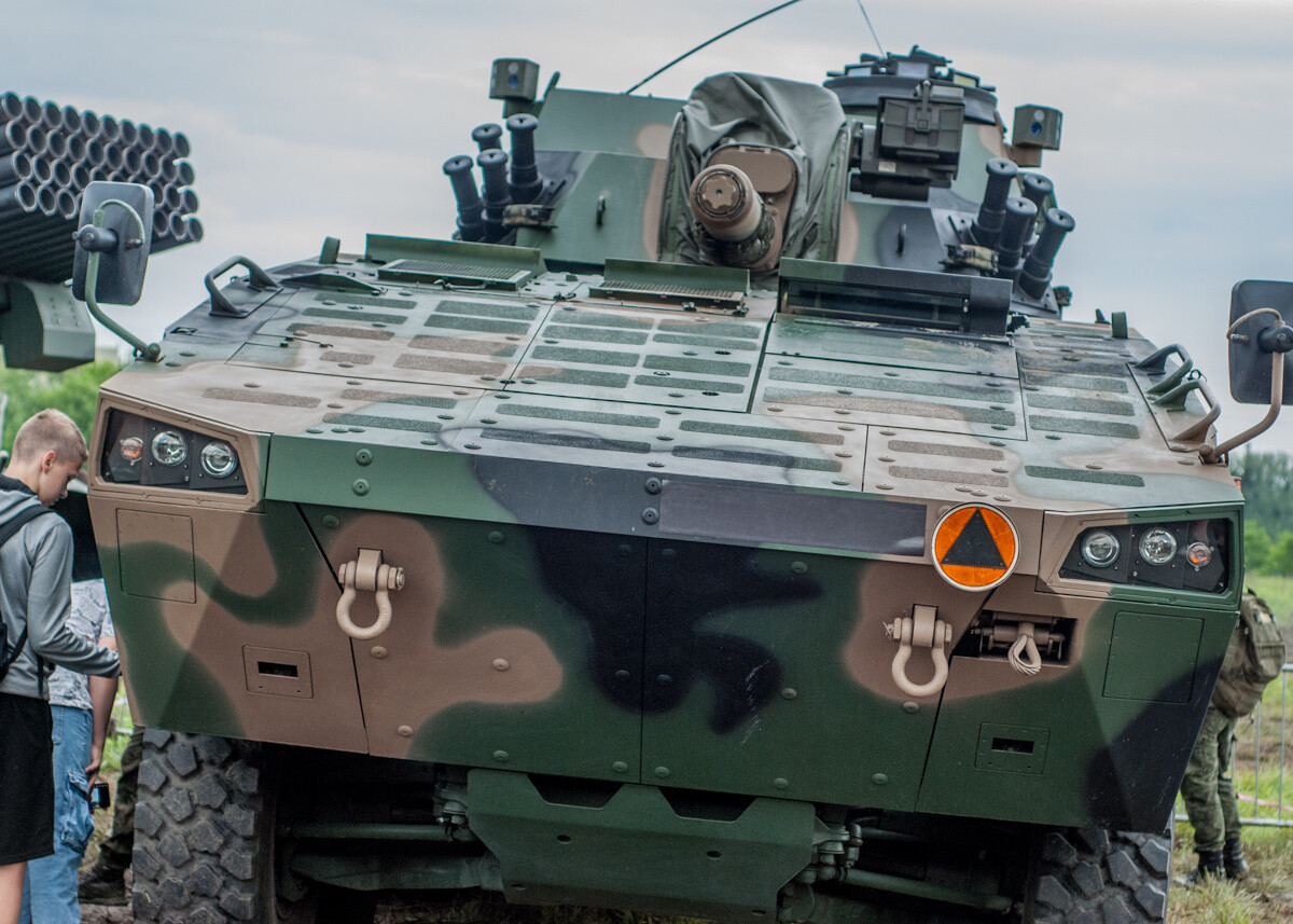 Na terenie dawnej KWK Miechowice trwa właśnie ogromny zlot militarny - Śląskie Manewry. Dziś ostatni, trzeci dzień imprezy, będzie się działo. Zobaczcie, jak było wczoraj!