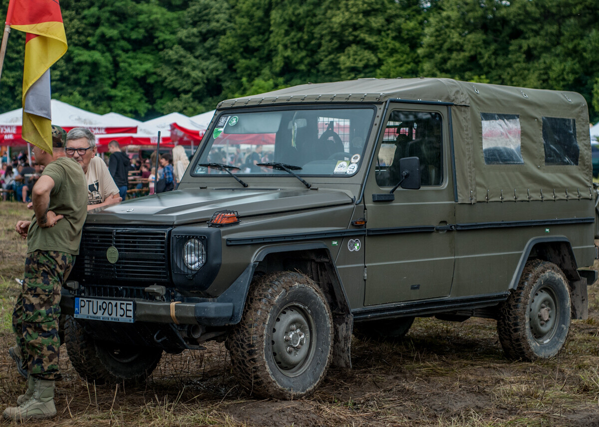 Na terenie dawnej KWK Miechowice trwa właśnie ogromny zlot militarny - Śląskie Manewry. Dziś ostatni, trzeci dzień imprezy, będzie się działo. Zobaczcie, jak było wczoraj!