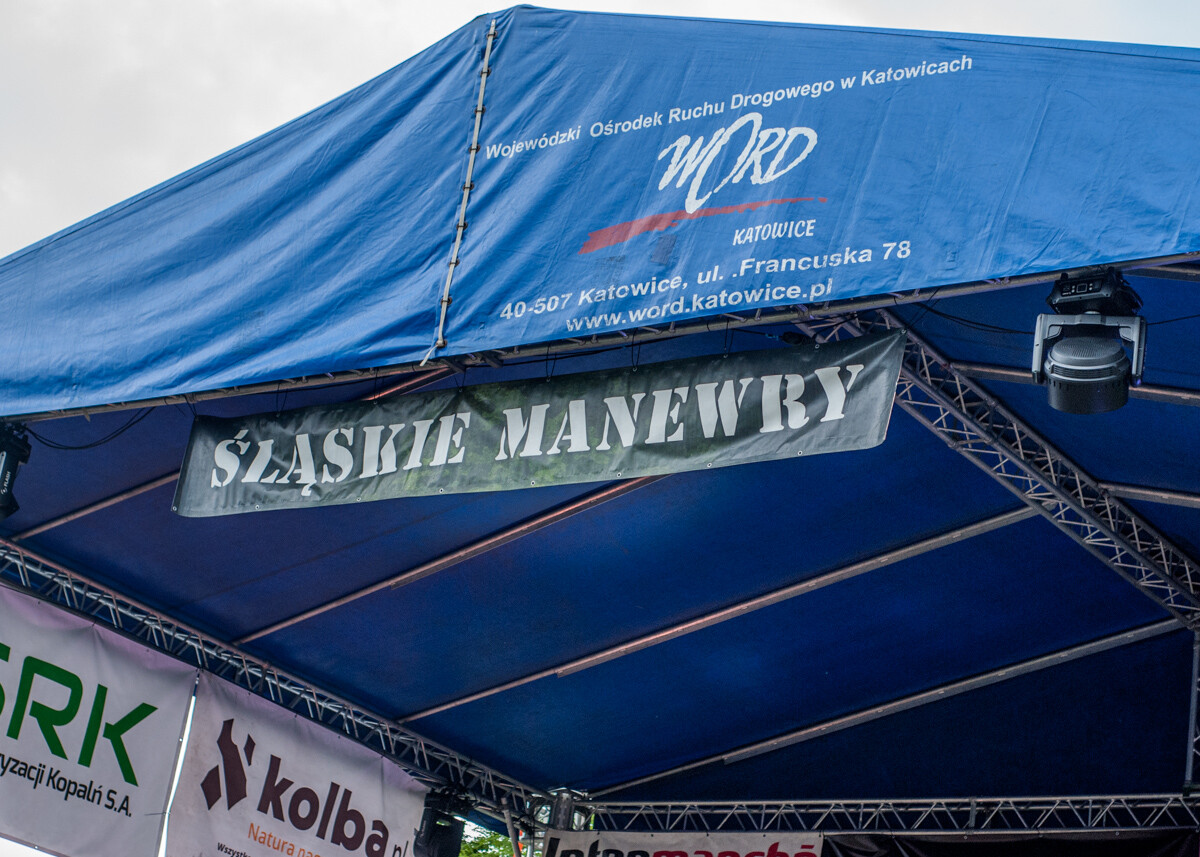 Na terenie dawnej KWK Miechowice trwa właśnie ogromny zlot militarny - Śląskie Manewry. Dziś ostatni, trzeci dzień imprezy, będzie się działo. Zobaczcie, jak było wczoraj!