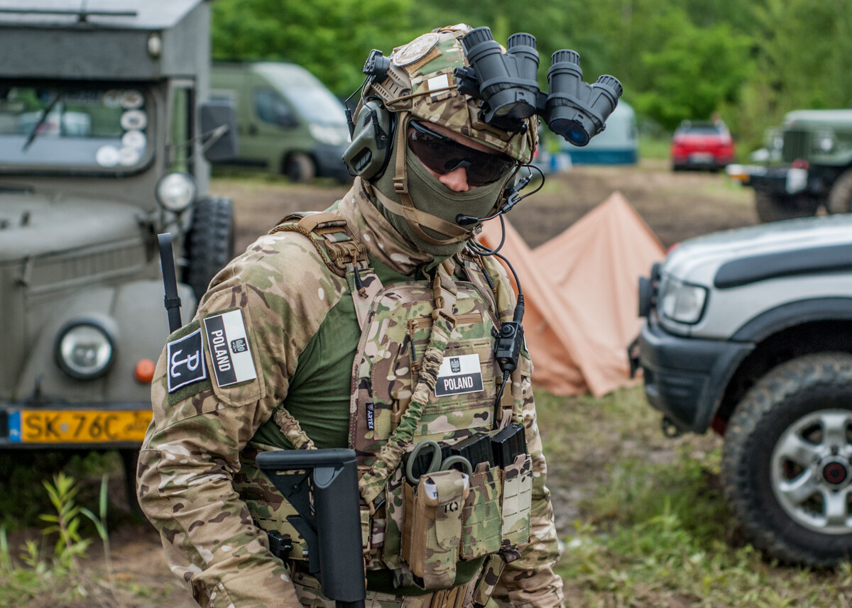 Na terenie dawnej KWK Miechowice trwa właśnie ogromny zlot militarny - Śląskie Manewry. Dziś ostatni, trzeci dzień imprezy, będzie się działo. Zobaczcie, jak było wczoraj!