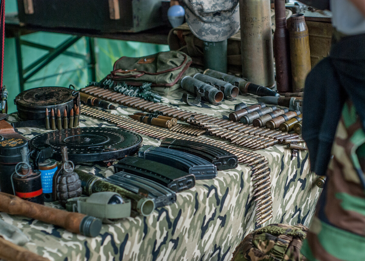 Na terenie dawnej KWK Miechowice trwa właśnie ogromny zlot militarny - Śląskie Manewry. Dziś ostatni, trzeci dzień imprezy, będzie się działo. Zobaczcie, jak było wczoraj!