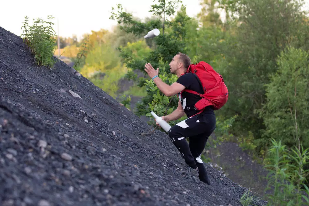 Wejdzie na dach Afryki, żonglując. Krzysztof Drabik pobije kolejny rekord dla dzieciaków/fot. UM Bytom