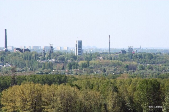 Widok z Kopca z Piekar  na  Bytom